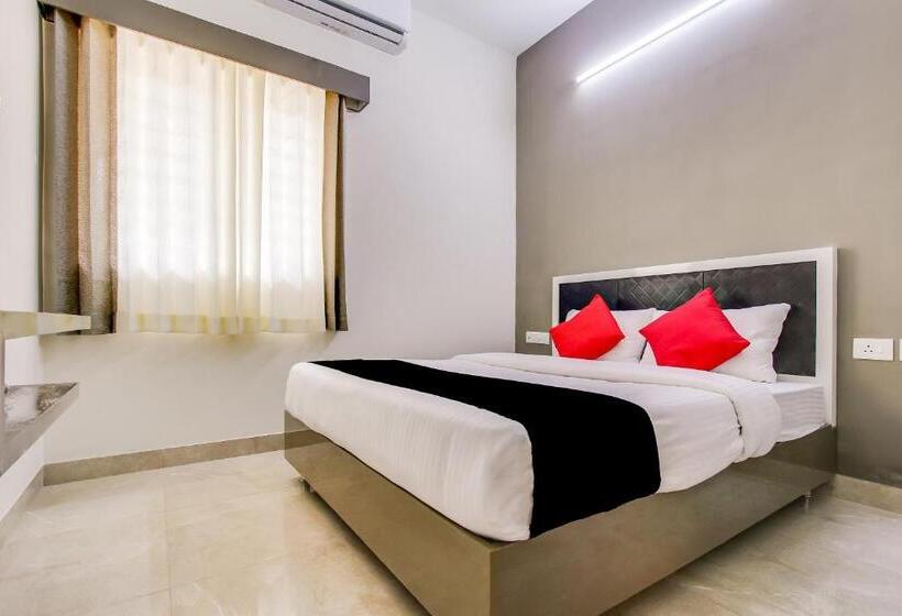 Номер Economy, Capital O New Paradise Inn