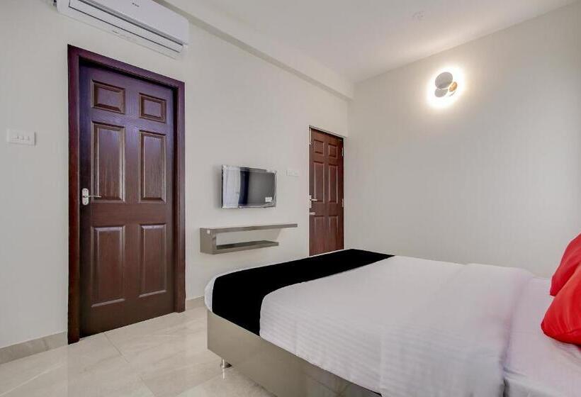 Номер Deluxe, Capital O New Paradise Inn
