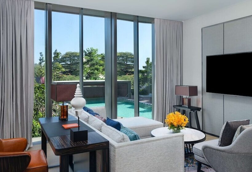 Королевский Люкс, Hyatt Regency Phnom Penh
