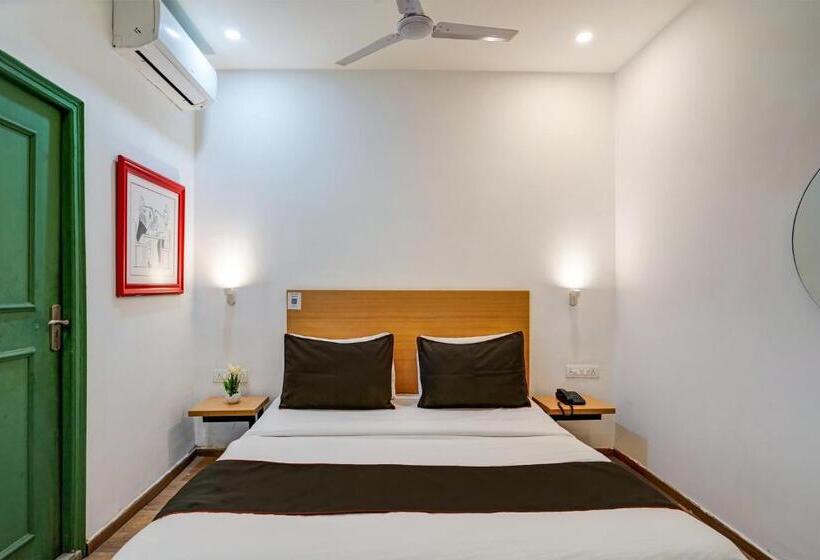 Номер Стандарт, Townhouse Vero Near World Mark Mall