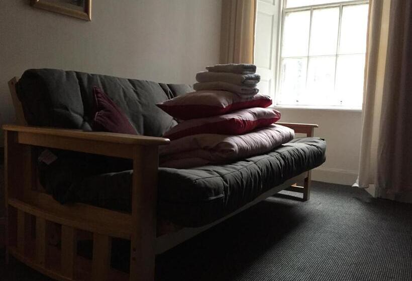 Апартаменты Внутренние 1 Спальня, Royal Mile Suites By The Castle