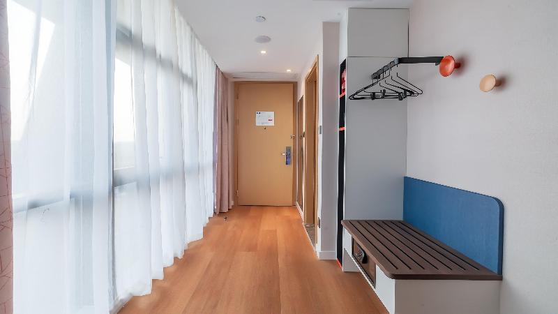 キングサイズベッドのスタンダードルーム, Holiday Inn Express Nanjing Jiangbei Yushan, An Ihg