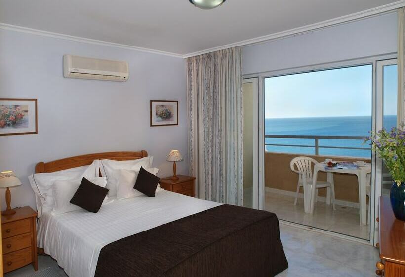 استودیوی استاندارد, Apartamentos Jardins Da Rocha