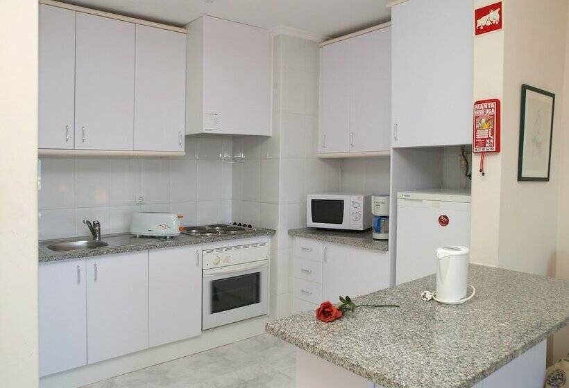 استودیوی استاندارد, Apartamentos Jardins Da Rocha