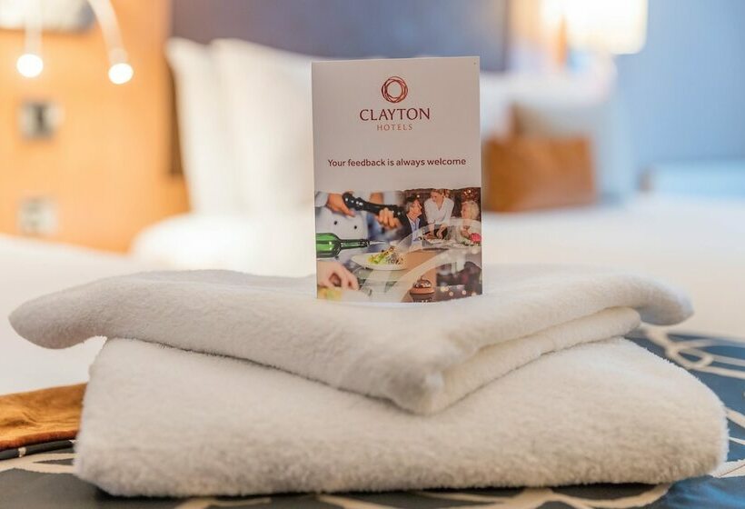 스탠다드 룸, Clayton Hotel Cardiff Lane