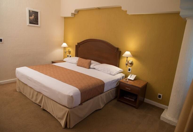 Junior Suite, Country Plaza