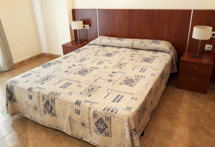 带3个卧室的公寓, Apartamentos Marcomar 3000
