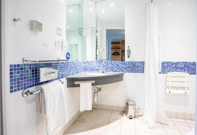 身障者適用スタンダードルーム, Holiday Inn Express Dunfermline, An Ihg