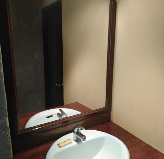 חדר משפחתי, Casablanca Hostal