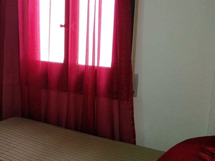 اتاق استاندارد یک نفره, Eco Hotel Toledo