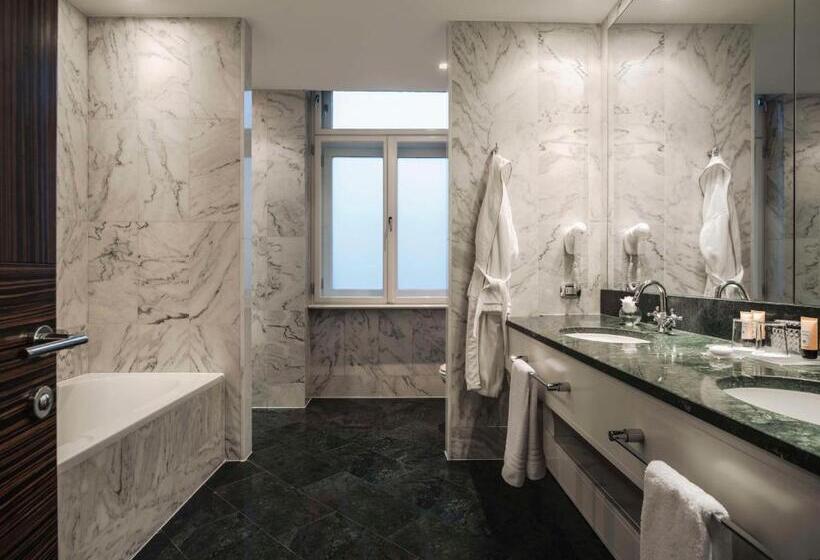 프리미엄 룸 도시 전망, Anantara New York Palace Budapest   A Leading Hotel Of The World