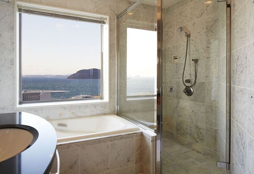 디럭스 룸, Jr Hotel Clement Takamatsu