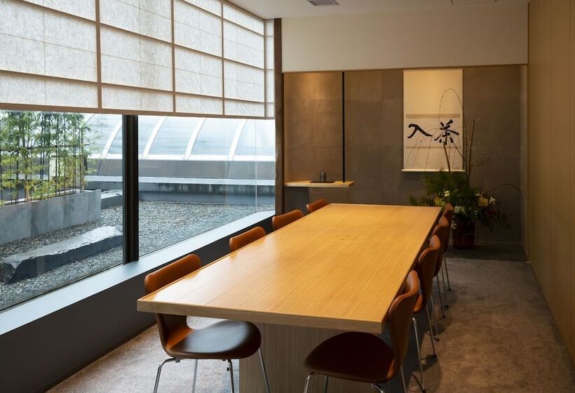 Номер Deluxe, Kanazawa Tokyu