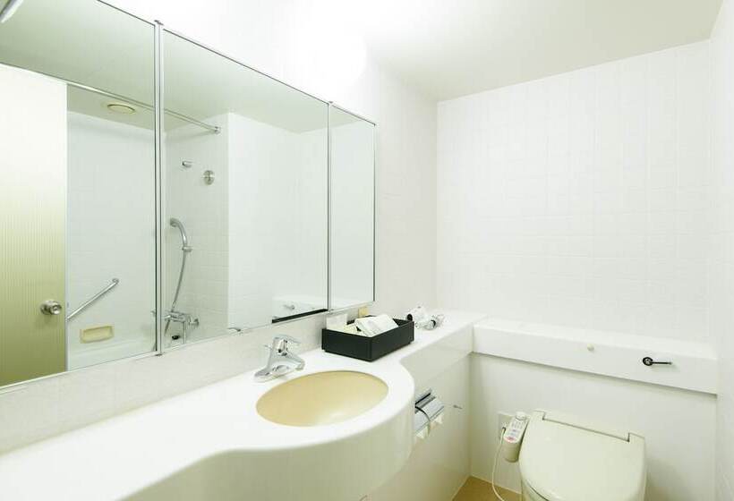 Номер Deluxe, Kanazawa Tokyu