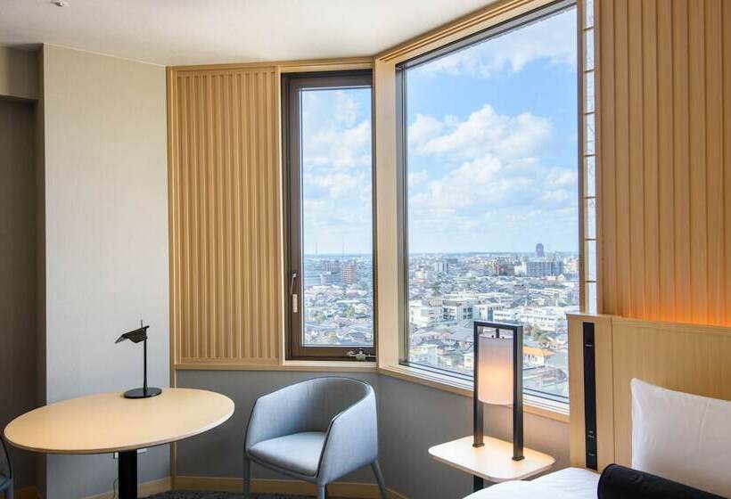 Номер Премиум, Kanazawa Tokyu