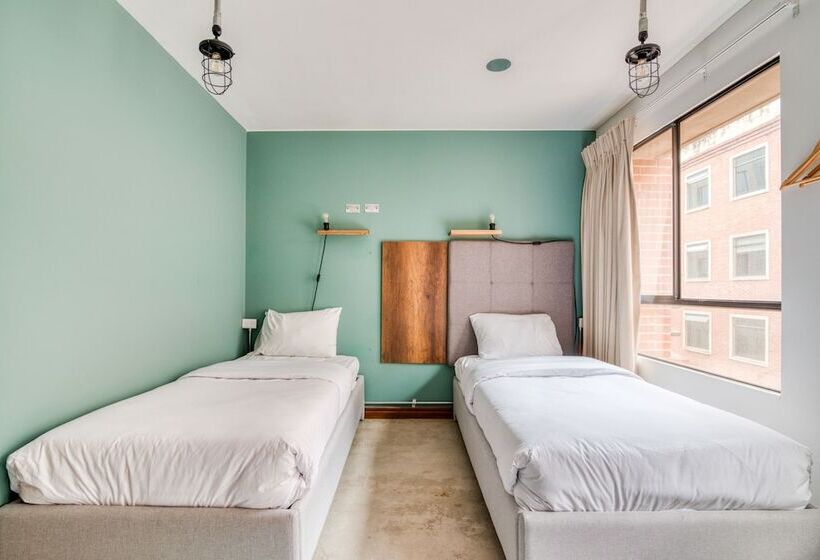 Номер Стандарт, Selina Chapinero Bogota