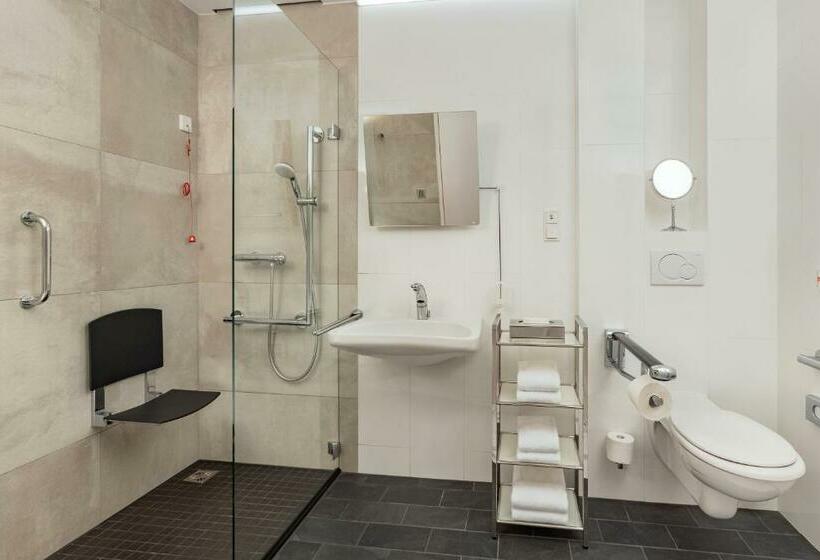 Номер бизнес-класса, Four Points By Sheraton Panoramahaus Dornbirn