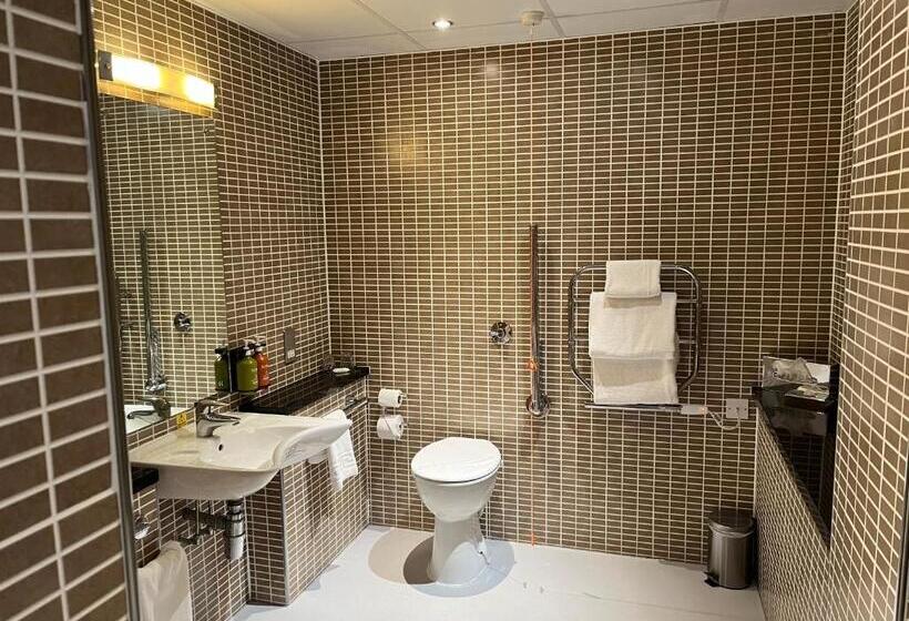 장애인을 위한 킹사이즈 침대 스탠다드 룸, Holiday Inn Dumfries, An Ihg