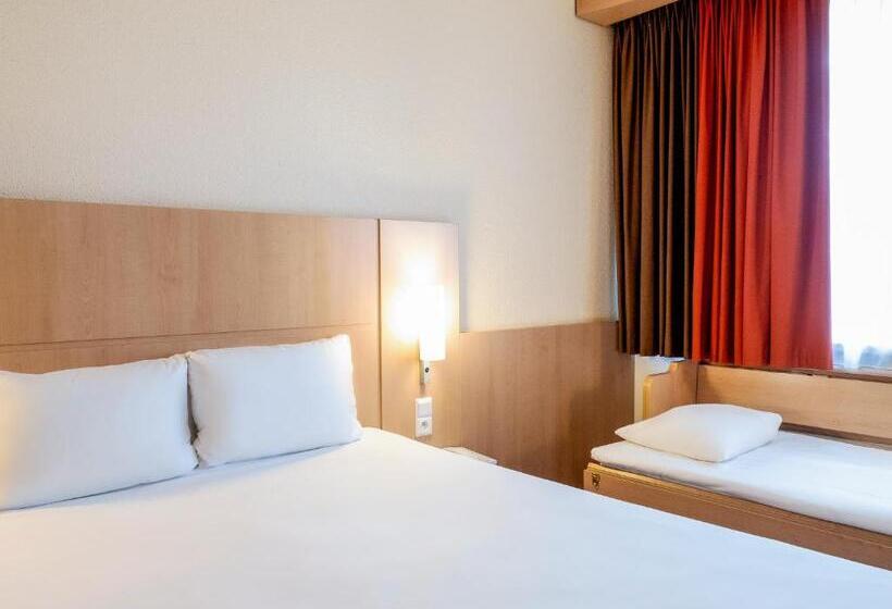 Habitación Familiar, Ibis Malaga Centro Ciudad
