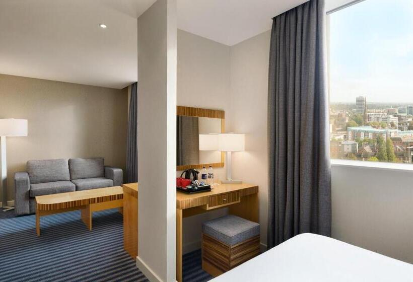 Номер Superior, Ramada Hotel & Suites By Wyndham Coventry