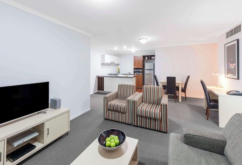 Апартаменты 2 Спальни, Oaks Brisbane Lexicon Suites