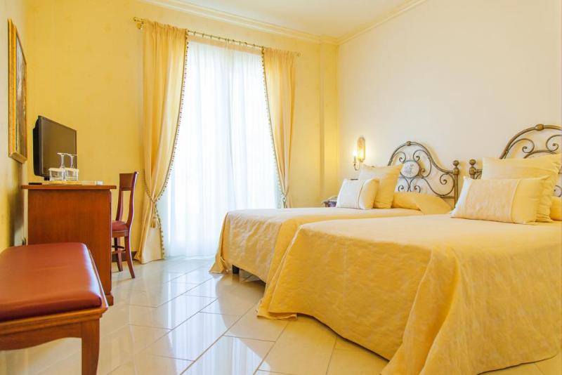 Номер Deluxe, Art  Diamond Naxos Taormina