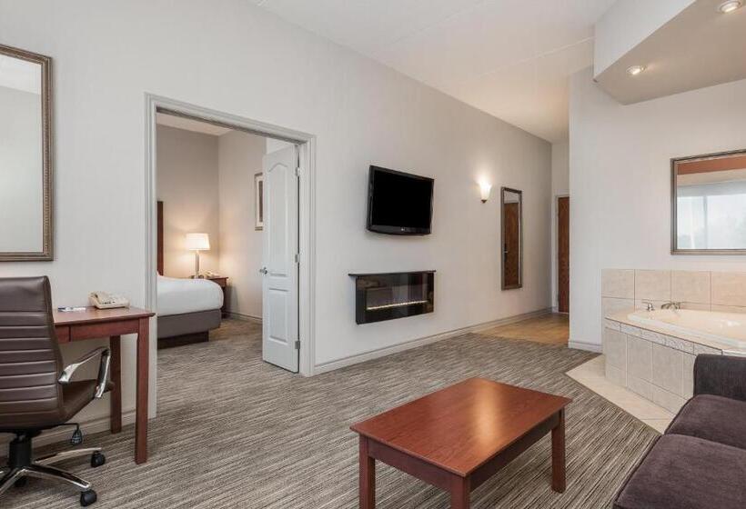 스위트 킹사이즈 침대, Holiday Inn Express Hotel & Suites 1000 Islands   Gananoque, An Ihg