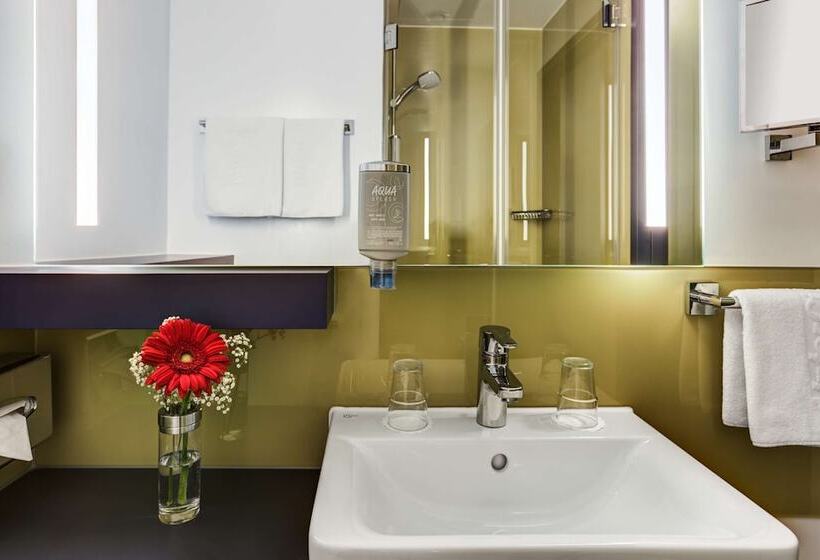 家庭间, Intercityhotel Frankfurt Airport