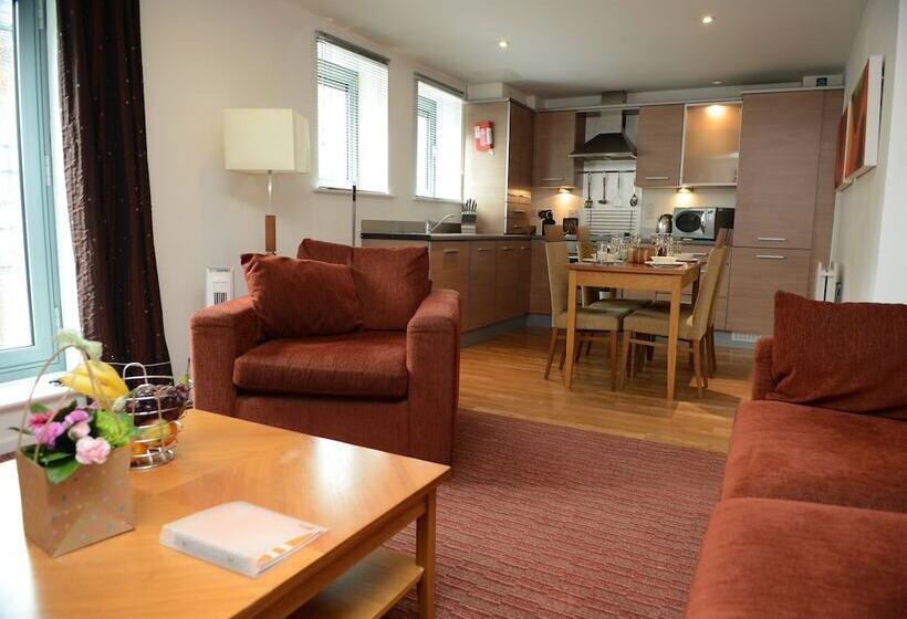 Апартаменты 2 Спальни, Premier Suites Newcastle