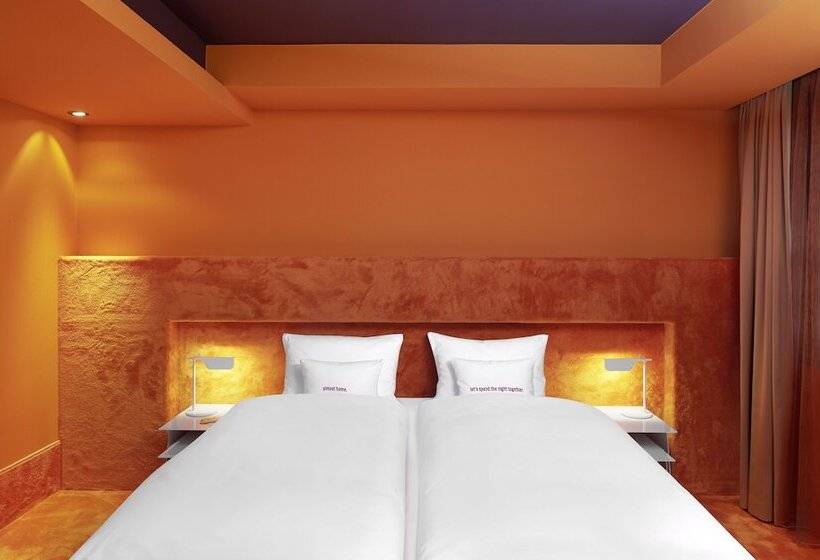 Номер Стандарт, 25hours Hotel The Goldman