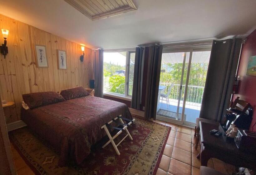 Номер Стандарт, Auberge Maison Gauthier