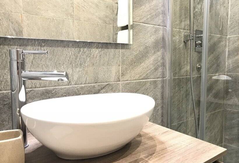 اتاق استاندارد, Mec