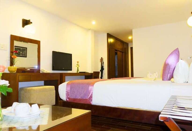 اتاق سوپریور با چشم‌انداز باغ, Vinh Hung Riverside Resort & Spa