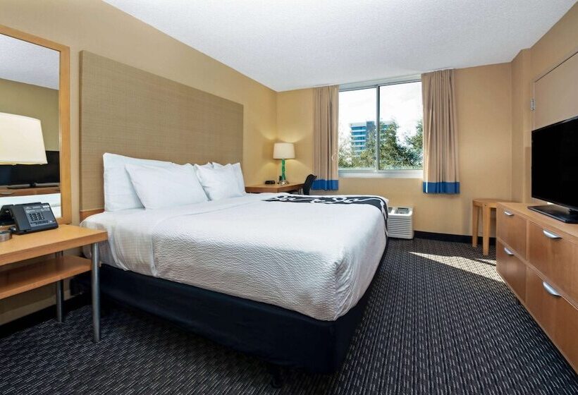 身障者適用スタンダードルーム, La Quinta By Wyndham West Palm Beach Airport