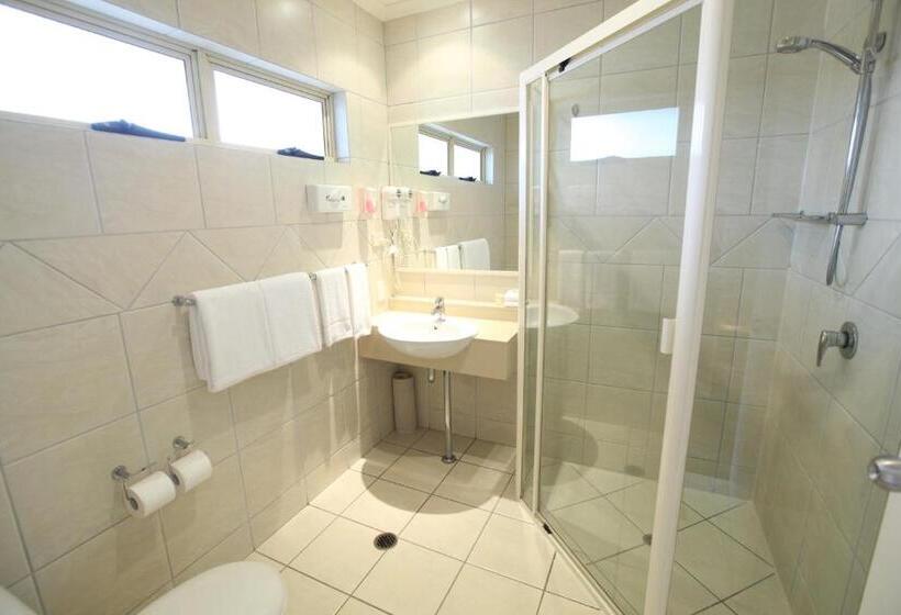 이그제큐티브 룸, Red Bridge Motor Inn