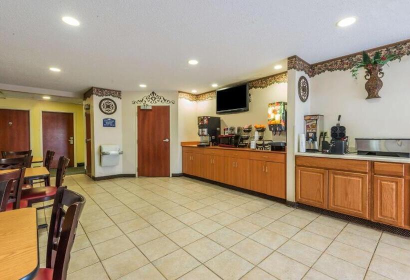 Люкс, Microtel Inn & Suites By Wyndham Auburn