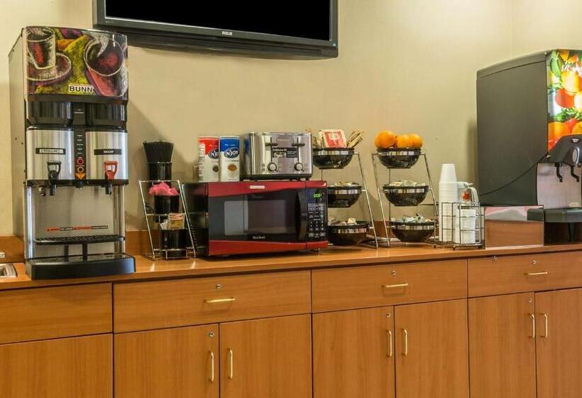 Номер Deluxe Адаптированный для Инвалидов, Microtel Inn & Suites By Wyndham Auburn
