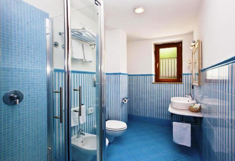 اتاق استاندارد, Punta Campanella Resort & Spa