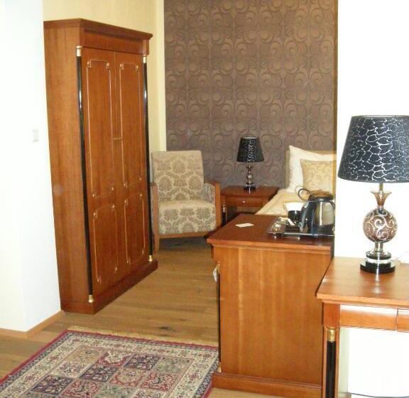 Standard Room with Balcony, Seehotel Grüner Baum