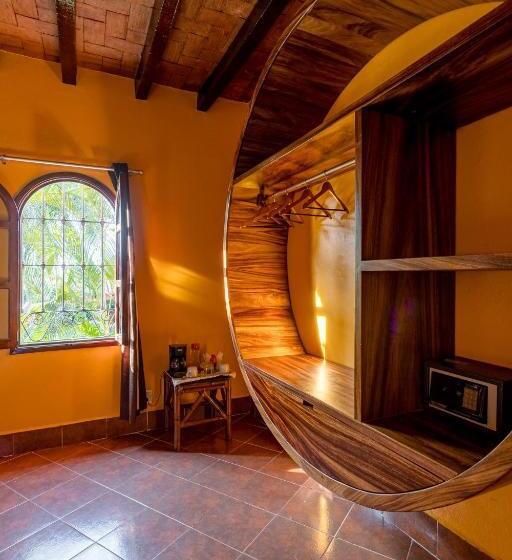 اتاق استاندارد با تخت بزرگ, Suites La Hacienda