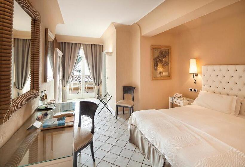 اتاق راحتی, Therasia Resort Sea And Spa   The Leading Hotels Of The World