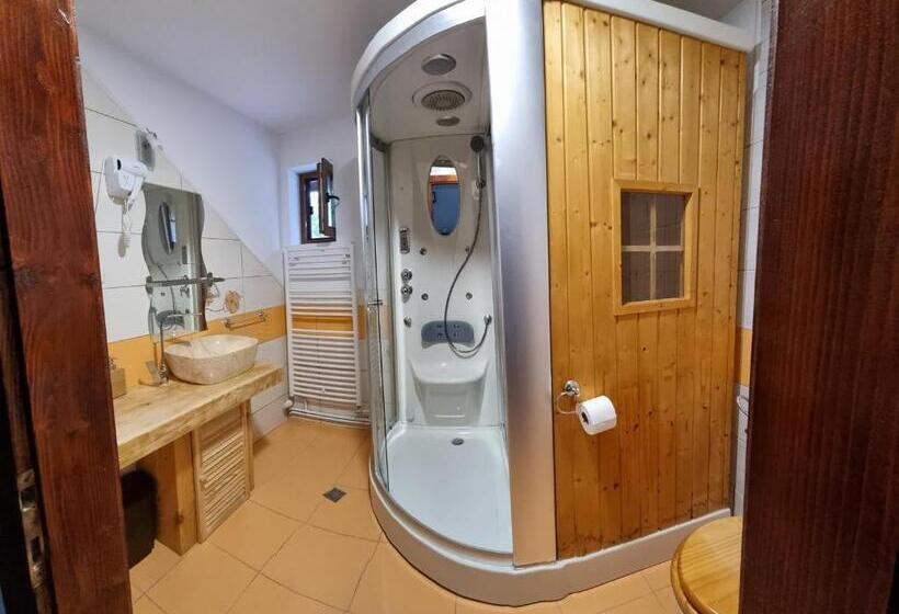 Стандартный Номер Кровать Кинг, Casa Bunicului