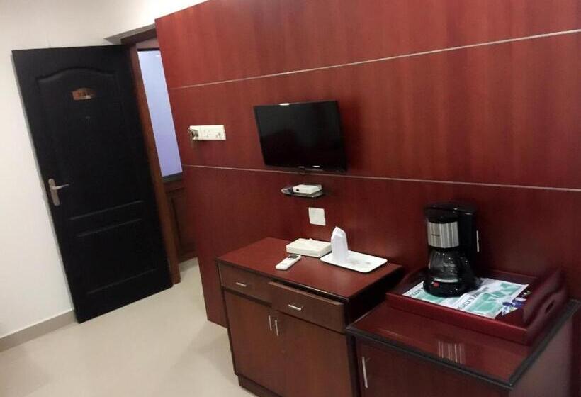 Номер Deluxe, Kallelys Park Inn, Chalakudy ,thrissur