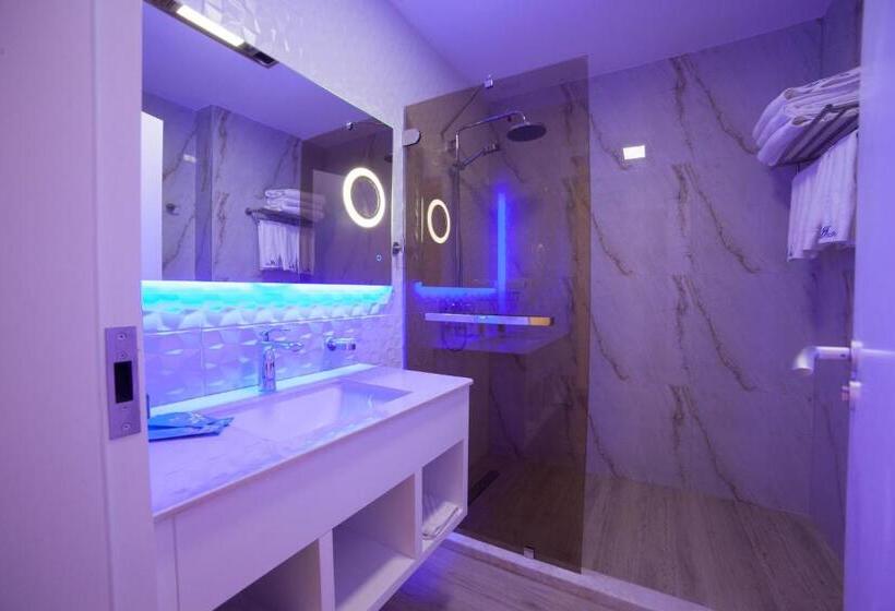Семейный Номер Deluxe, Grand Blue Fafa Resort & Spa