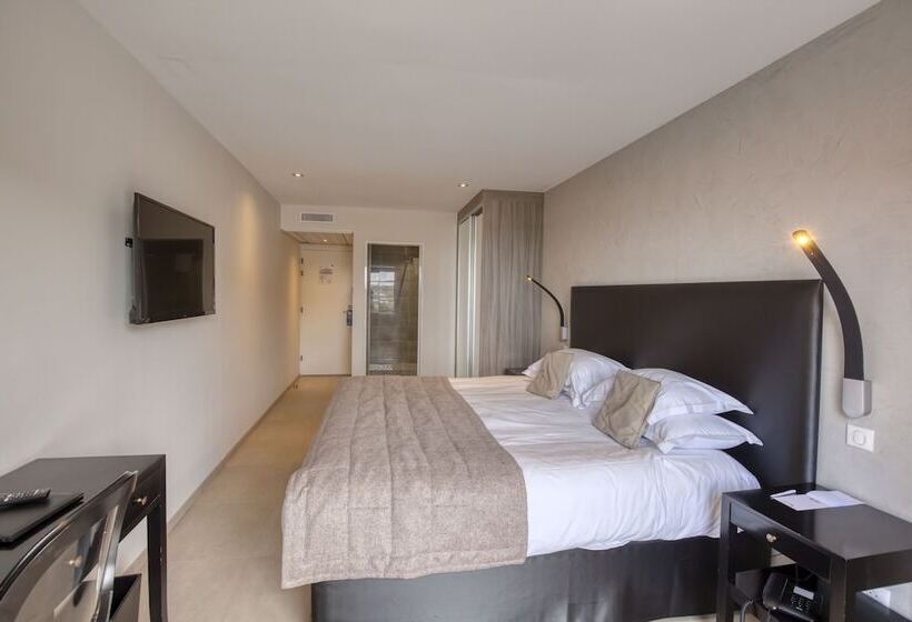 Номер Классика Двуспальная Кровать, Best Western Premier Santa Maria