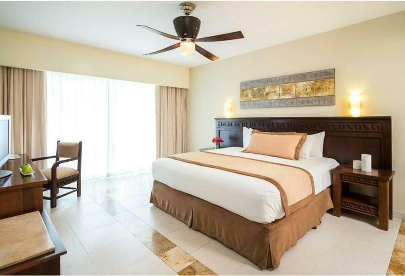 Quarto Deluxe Vista Mar Lateral, Bluebay Grand Esmeralda - All Inclusive