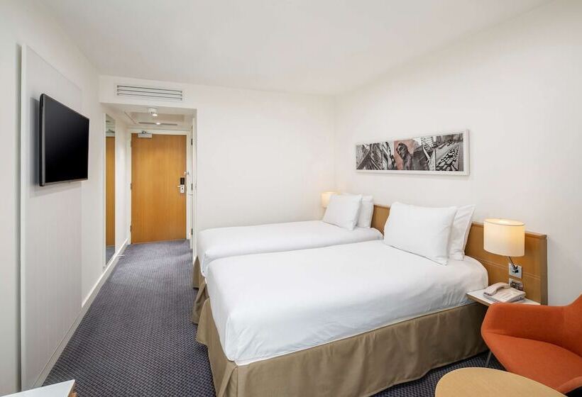Номер Стандарт, Doubletree By Hilton  Manchester  Piccadilly