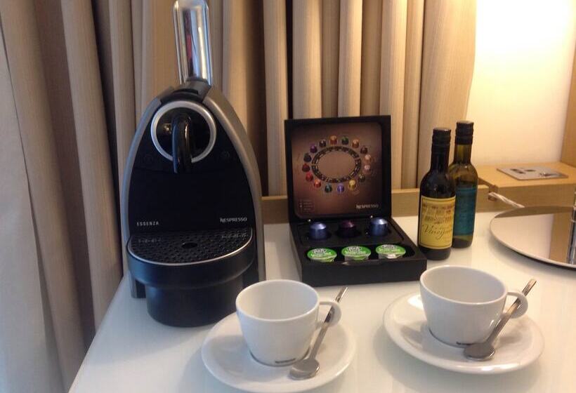 Номер Superior, Doubletree By Hilton  Manchester  Piccadilly