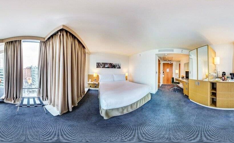 Номер Superior, Doubletree By Hilton  Manchester  Piccadilly