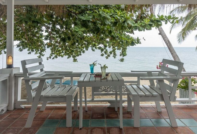 Королевский Люкс, Sand Sea Beach Resort